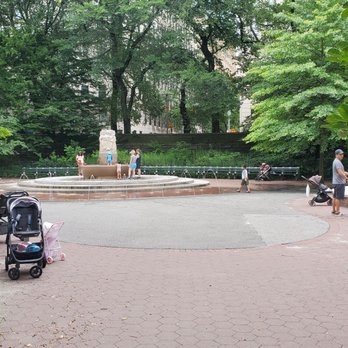 James Michael Levin Playground - Playgrounds Near Me - New York, New York