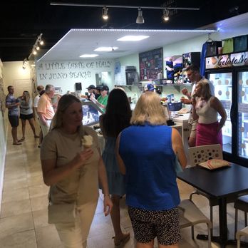 Matty's Gelato Factory - Filled with customers at 9pm on a Wednesday. - Gelato Near Me - Juno Beach, Florida Matty's Gelato Factory - Filled with customers at 9pm on a Wednesday. - Gelato Near Me - Juno Beach, Florida