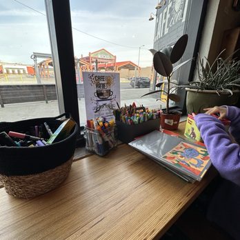 Cafe con Arte - Kids corner - Coffee & Tea Near Me - Pasco, Washington