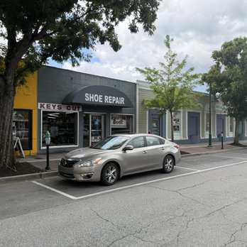 Gerald's Five Points Shoe Service - Shoe Repair Near Me - Columbia, South Carolina