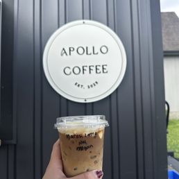 Marshmallow Latte with House Whip