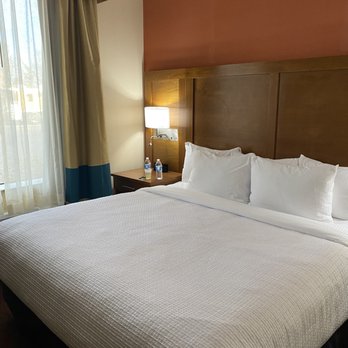 Best Western Cannon A.F.B - King bed - Hotels Near Me - Clovis, New Mexico Best Western Cannon A.F.B - King bed - Hotels Near Me - Clovis, New Mexico