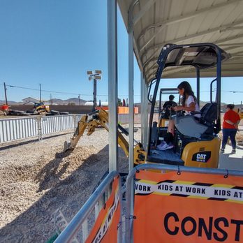 Dig This - Amusement Parks Near Me - Las Vegas, Nevada