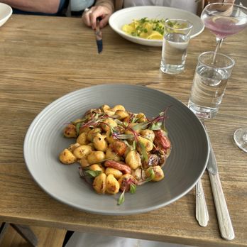 Como - Gnocchi - Italian Near Me - Kirkland, Washington Como - Gnocchi - Italian Near Me - Kirkland, Washington