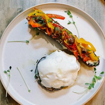 Citizen - Burrata and Peperonata - Tapas/Small Plates Near Me - Ottawa, Ontario