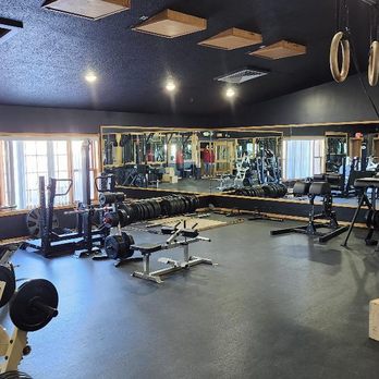 Doc's Gym & Tanning - Gyms Near Me - Superior, Wisconsin Doc's Gym & Tanning - Gyms Near Me - Superior, Wisconsin