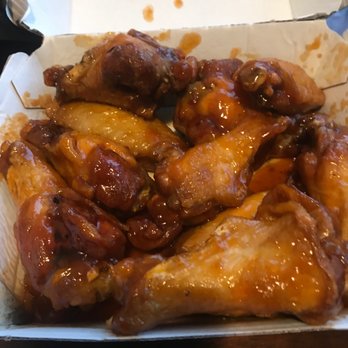 Buffalo Wild Wings - Mango habanero extra wet ! - Chicken Wings Near Me - Amarillo, Texas