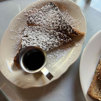 Cafe Intermezzo - Midtown - Side french toast - Cafes Near Me - Atlanta, Georgia Cafe Intermezzo - Midtown - Side french toast - Cafes Near Me - Atlanta, Georgia