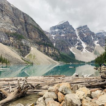 Banff National Park - Morraine Lake when you arrive. Take the trail up the views get more incredible. - Parks Near Me - Banff, Alberta Banff National Park - Morraine Lake when you arrive. Take the trail up the views get more incredible. - Parks Near Me - Banff, Alberta