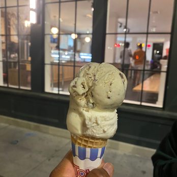 Toscanini's Ice Cream - B3 and the tahini - Ice Cream & Frozen Yogurt Near Me - Cambridge, Massachusetts