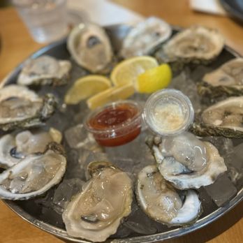 Drunken Lobster - Fresh oysters - Vietnamese Near Me - Houston, Texas