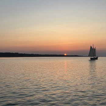 Yorktown Sailing Charters - Sunset over the York River. - Boating Near Me - Yorktown, Virginia Yorktown Sailing Charters - Sunset over the York River. - Boating Near Me - Yorktown, Virginia