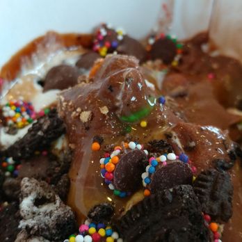 Menchie's Frozen Yogurt - So delicious! Milk chocolate ice cream and oodles of toppings - Ice Cream & Frozen Yogurt Near Me - Roswell, Georgia Menchie's Frozen Yogurt - So delicious! Milk chocolate ice cream and oodles of toppings - Ice Cream & Frozen Yogurt Near Me - Roswell, Georgia