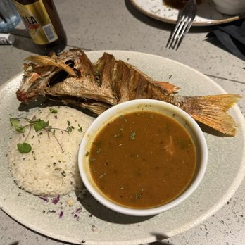 Costa Azul - Whole red snapper with rice and beans - Caribbean Near Me - Manati, Puerto Rico