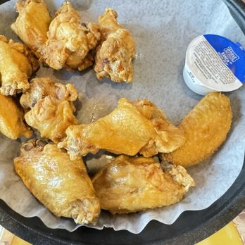 Brewsters Bar & Grill - Naked Bone-In Wings 10 per order - Pizza Near Me - Lonsdale, Minnesota Brewsters Bar & Grill - Naked Bone-In Wings 10 per order - Pizza Near Me - Lonsdale, Minnesota