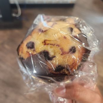 85°C Bakery Cafe-Cerritos - Blueberry muffin - Bakeries Near Me - Cerritos, California 85°C Bakery Cafe-Cerritos - Blueberry muffin - Bakeries Near Me - Cerritos, California