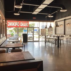 Burger House - Inside