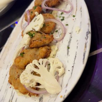 V's Paradise - Fried chicken oysters - Modern European Near Me - Sacramento, California V's Paradise - Fried chicken oysters - Modern European Near Me - Sacramento, California