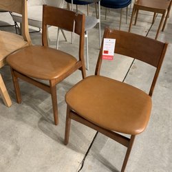 west elm Outlet - Always a decent amount of chairs
