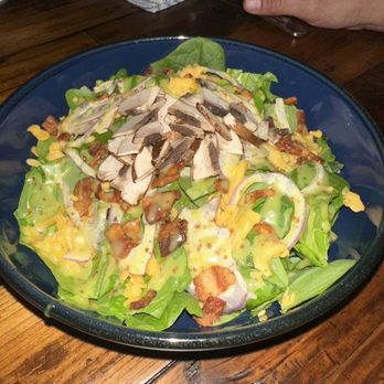 R Bistro - Spinach Salad with Honey Mustard - French Near Me - Fairhope, Alabama