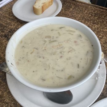 Sam's Chowder House - New England Clam Chowder - Seafood Near Me - Half Moon Bay, California