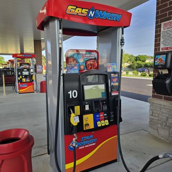 Gas N Wash - Gas Stations Near Me - Wheeling, Illinois
