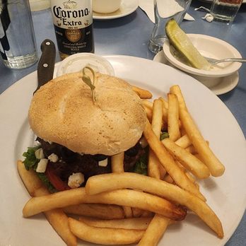 Dutchess Diner - Diners Near Me - Poughkeepsie, New York