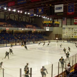 Carlson Center - University of Alaska Nanooks at Carlson Center