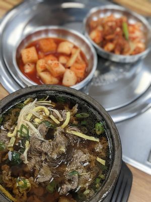 Myung Ga Haejangguk by null