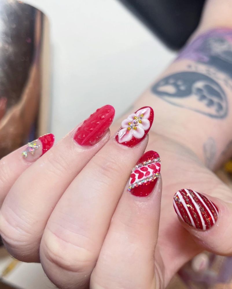 PURE NAILS Updated August 2024 19 Photos 3147 W Smith Valley Rd