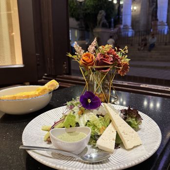Casa Valadez - Their version of a Greek salad, also packed with dates and nuts. - Mexican Near Me - Guanajuato, GUA