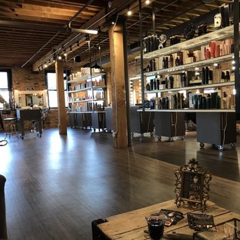 Salon DJ - Hair Salons Near Me - Chicago, Illinois