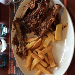 Dino Grill - Spareribs, apparently. With fries