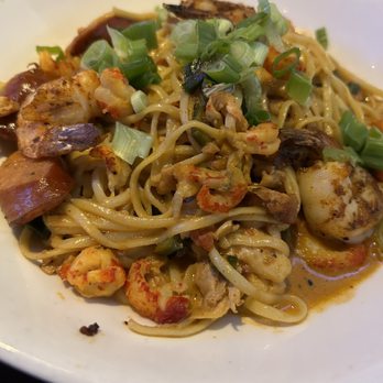 Yard House - Spicy Jambalaya - New American Near Me - Irving, Texas