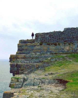 Dún Aonghasa by null