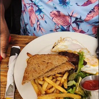 Ainslie - Steak and eggs - Beer Gardens Near Me - Brooklyn, New York