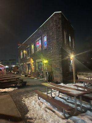 The Dew Drop Inn by null