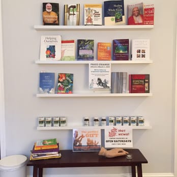 Transformational Acupuncture - The little library with useful resources in the waiting area. - Acupuncture Near Me - Washington, DC, District of Columbia