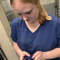 Forest Hill Animal Hospital - Best kennel employee here!