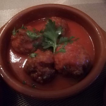 Bodega El Amigo - Albondigas picante (7.50€) - Spanish Near Me - Frankfurt, HE Bodega El Amigo - Albondigas picante (7.50€) - Spanish Near Me - Frankfurt, HE