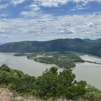 Anthony’s Nose - View at the other side of the bridge - Hiking Near Me - Garrison, New York