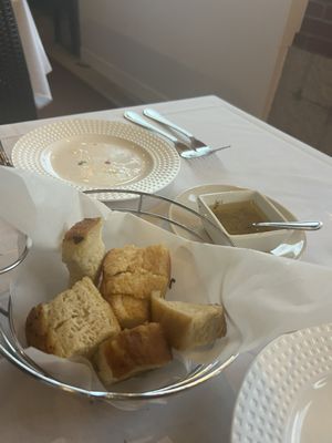 Vaccaros Trattoria by null