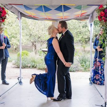 Sixpence Floral Design - Floral Designers Near Me Sixpence Floral Design - Floral Designers Near Me