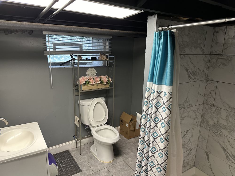 Slide of L&L General Contractor