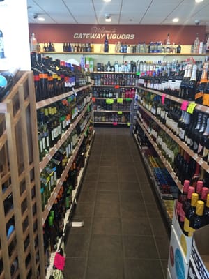 GATEWAY LIQUORS - Updated March 2026 - 3 Mechanic St, Bellingham ...