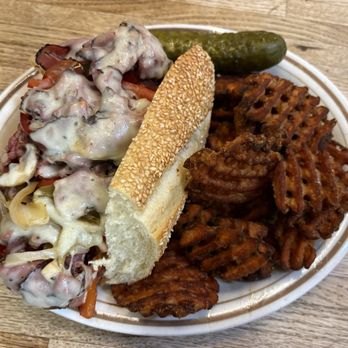 Celebrity Delly - 1/2 Dash & Dan - Delis Near Me - Falls Church, Virginia