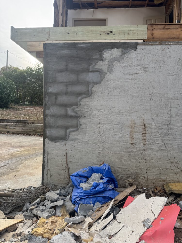 Slide of T Wood Contractors