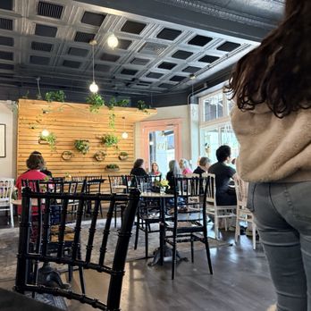 Ivy Café - Inner space - Coffee & Tea Near Me - Clayton, Missouri