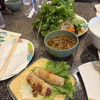 Dong Que Restaurant - Vietnamese Near Me - Garland, Texas