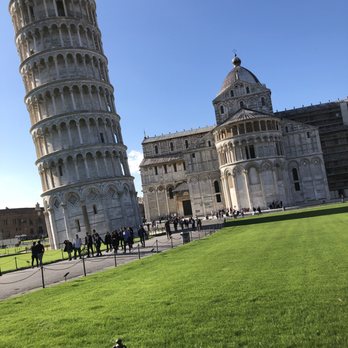 La Torre - The leaning tower of Pisa - Italian Near Me - Pisa, PI